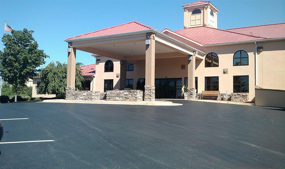 Wingate By Wyndham Waynesboro Hotel Екстериор снимка