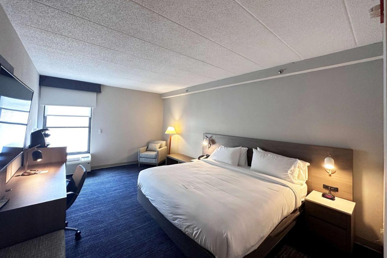Wingate By Wyndham Waynesboro Hotel Екстериор снимка