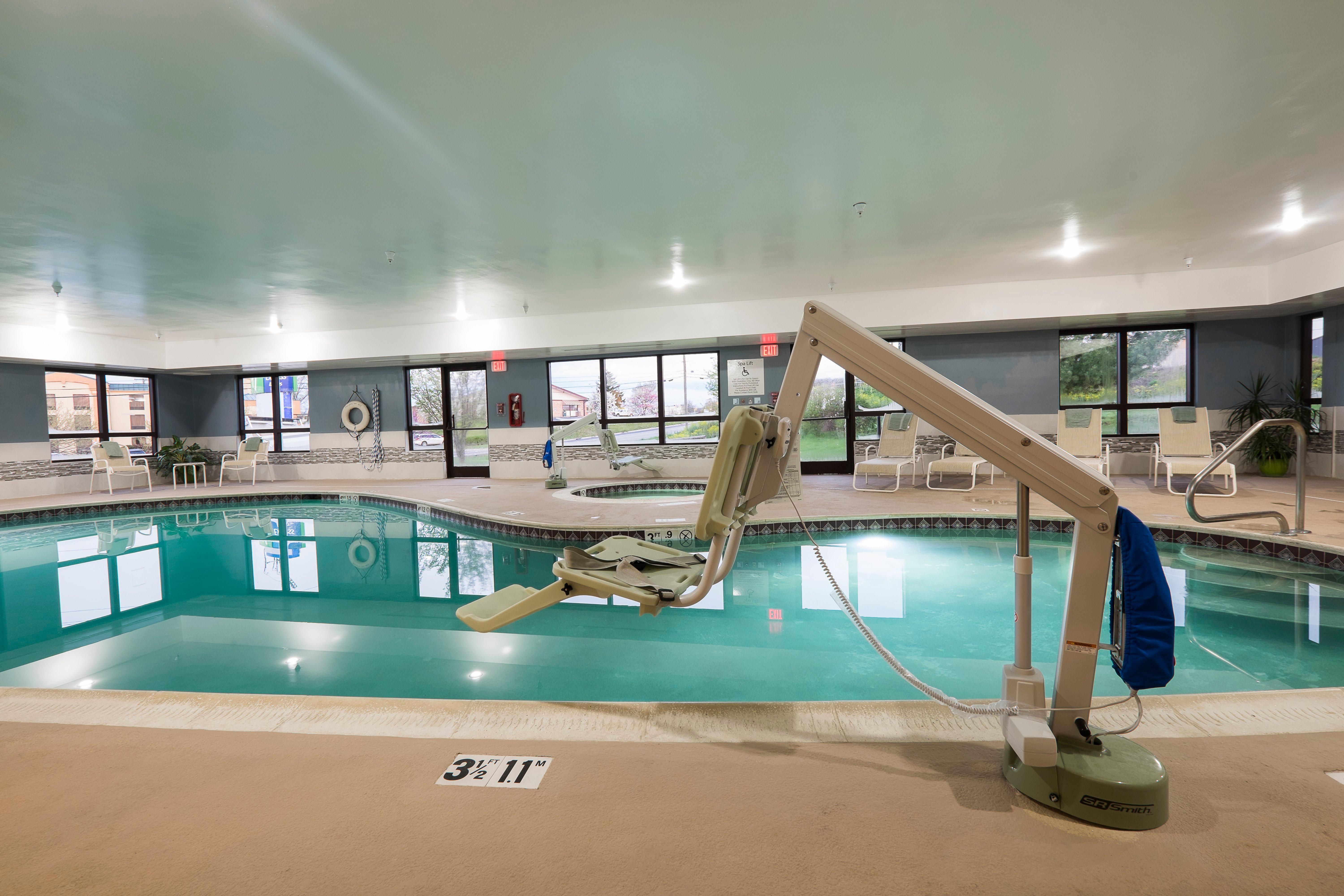 Wingate By Wyndham Waynesboro Hotel Екстериор снимка