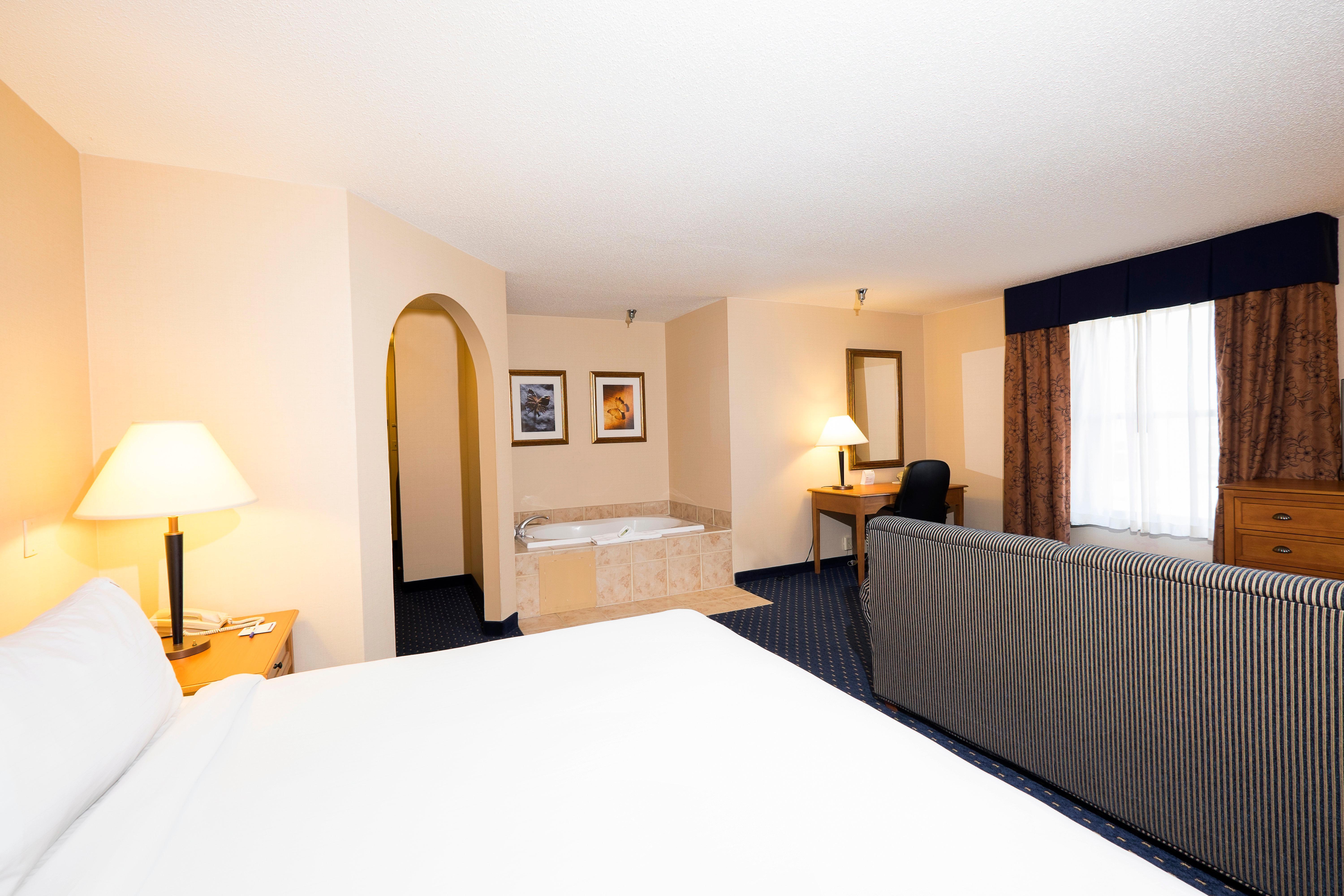 Wingate By Wyndham Waynesboro Hotel Екстериор снимка
