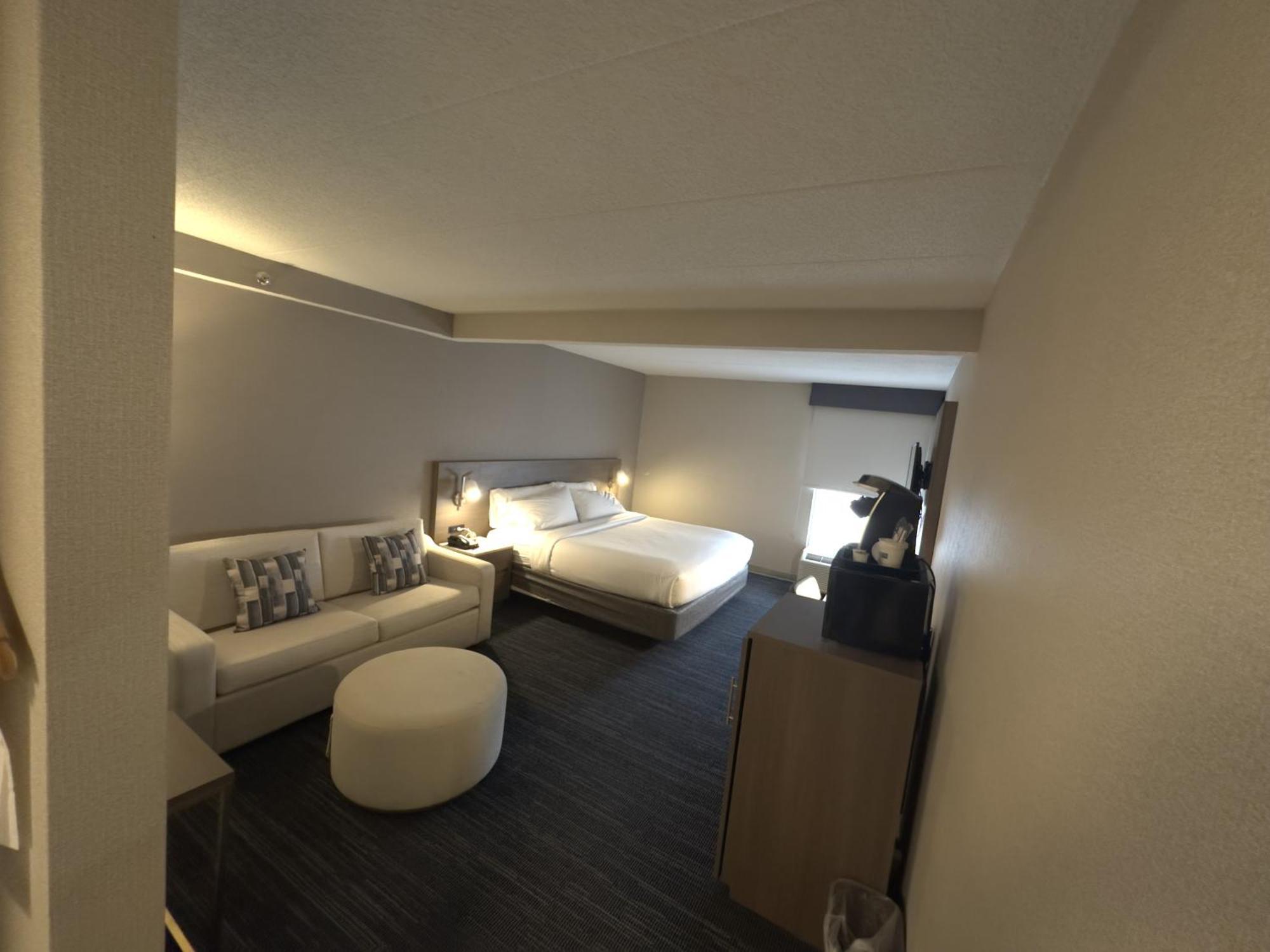 Wingate By Wyndham Waynesboro Hotel Екстериор снимка