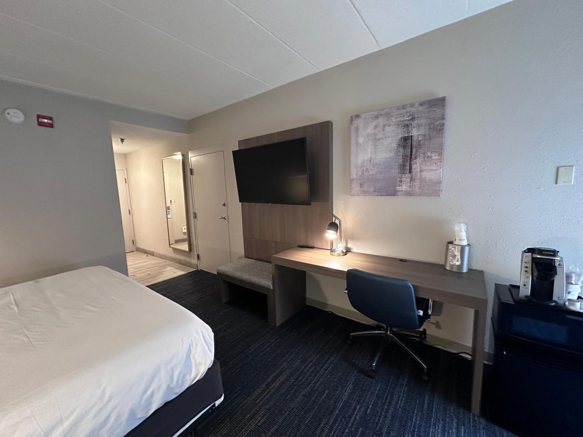 Wingate By Wyndham Waynesboro Hotel Екстериор снимка